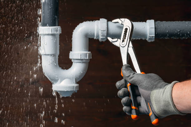 Professional Leak Detection technician working in Sunapee, NH